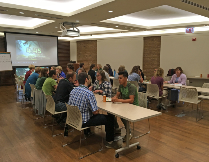 Research Undergrads do an elevator pitch to others